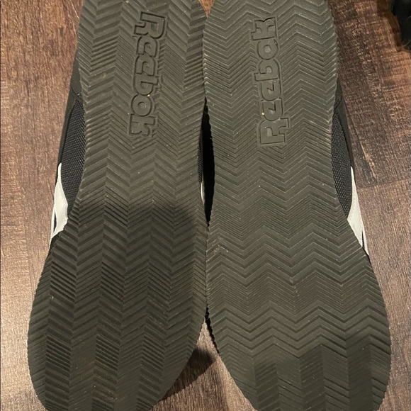 Women’s classic Reebok - Picture 2 of 3